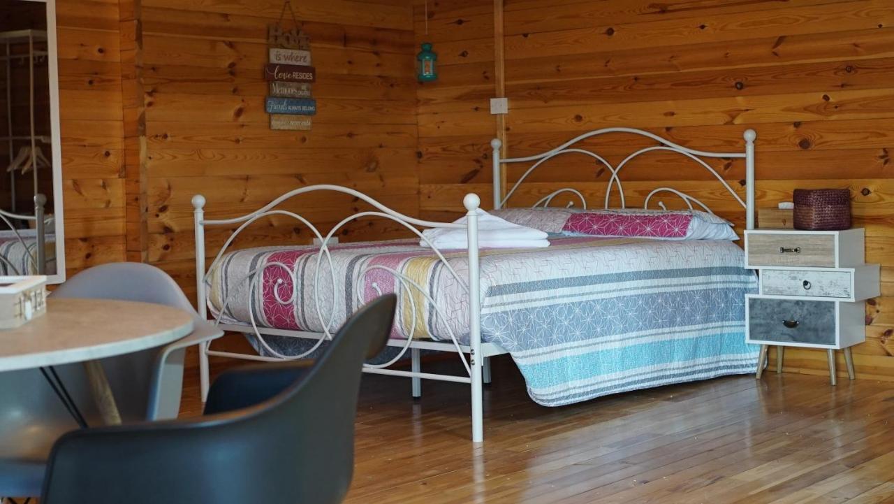 Happy Glamping Cy Villa Agios Theodoros ภายนอก รูปภาพ